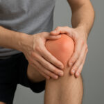 Ból kolana bez urazu